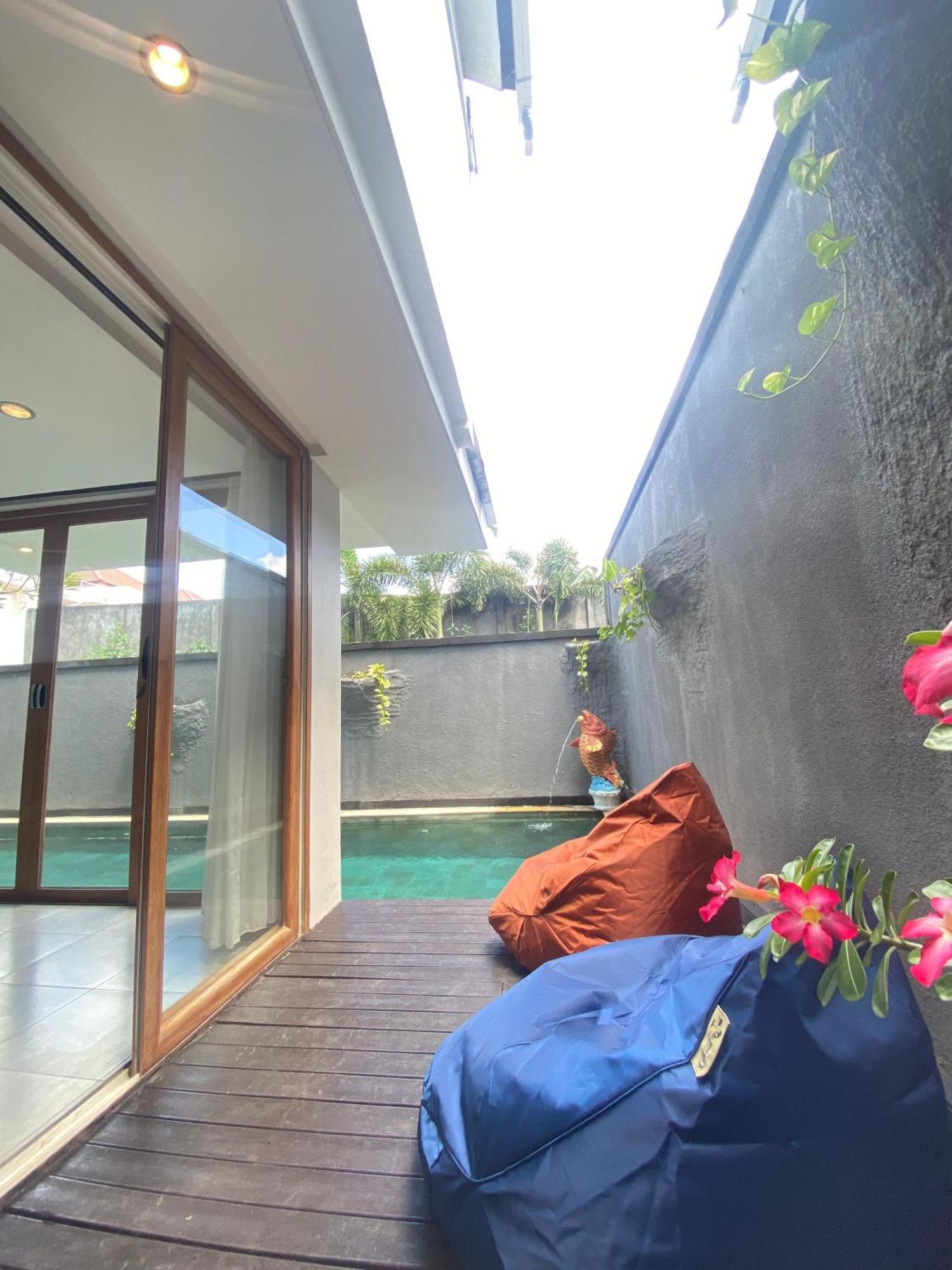 Grand Kesambi Resort And Villas Dalung  Exterior photo